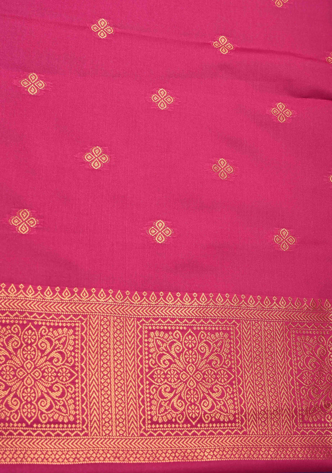 Purple Dual tone Kanchi Semi Silk Saree with Paisley Zari Buttas and Geomatric Motifs on Border