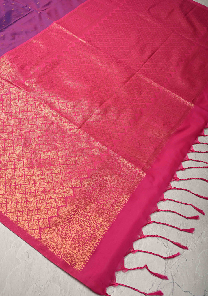 Egg Plant Purple Dual tone Kanchi Semi Silk Saree with Paisley Zari Buttas and Geomatric Motifs on Border