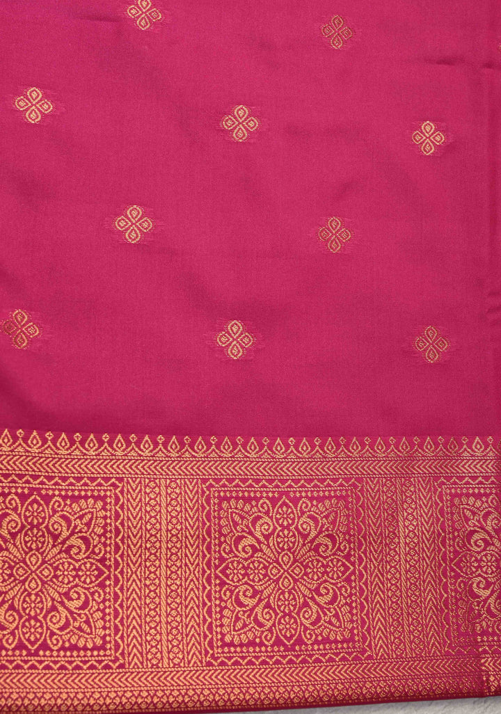 Egg Plant Purple Dual tone Kanchi Semi Silk Saree with Paisley Zari Buttas and Geomatric Motifs on Border