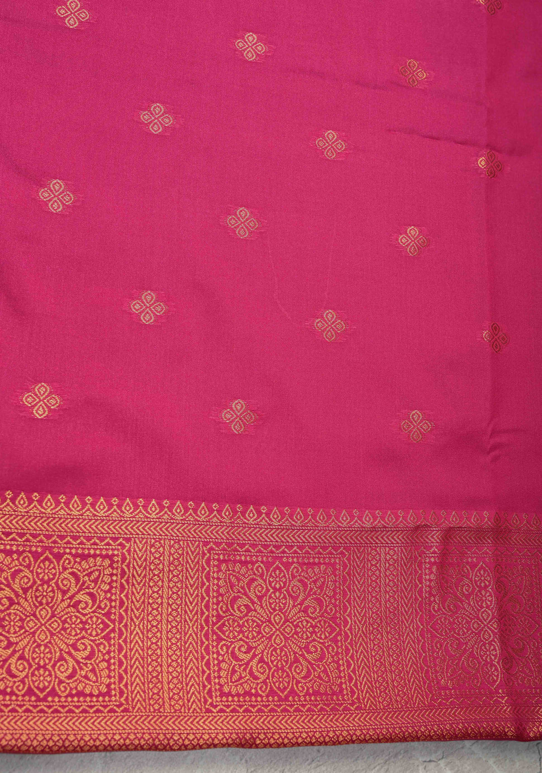 Purple Dual tone Kanchi Semi Silk Saree with Paisley Zari Buttas and Geomatric Motifs on Border