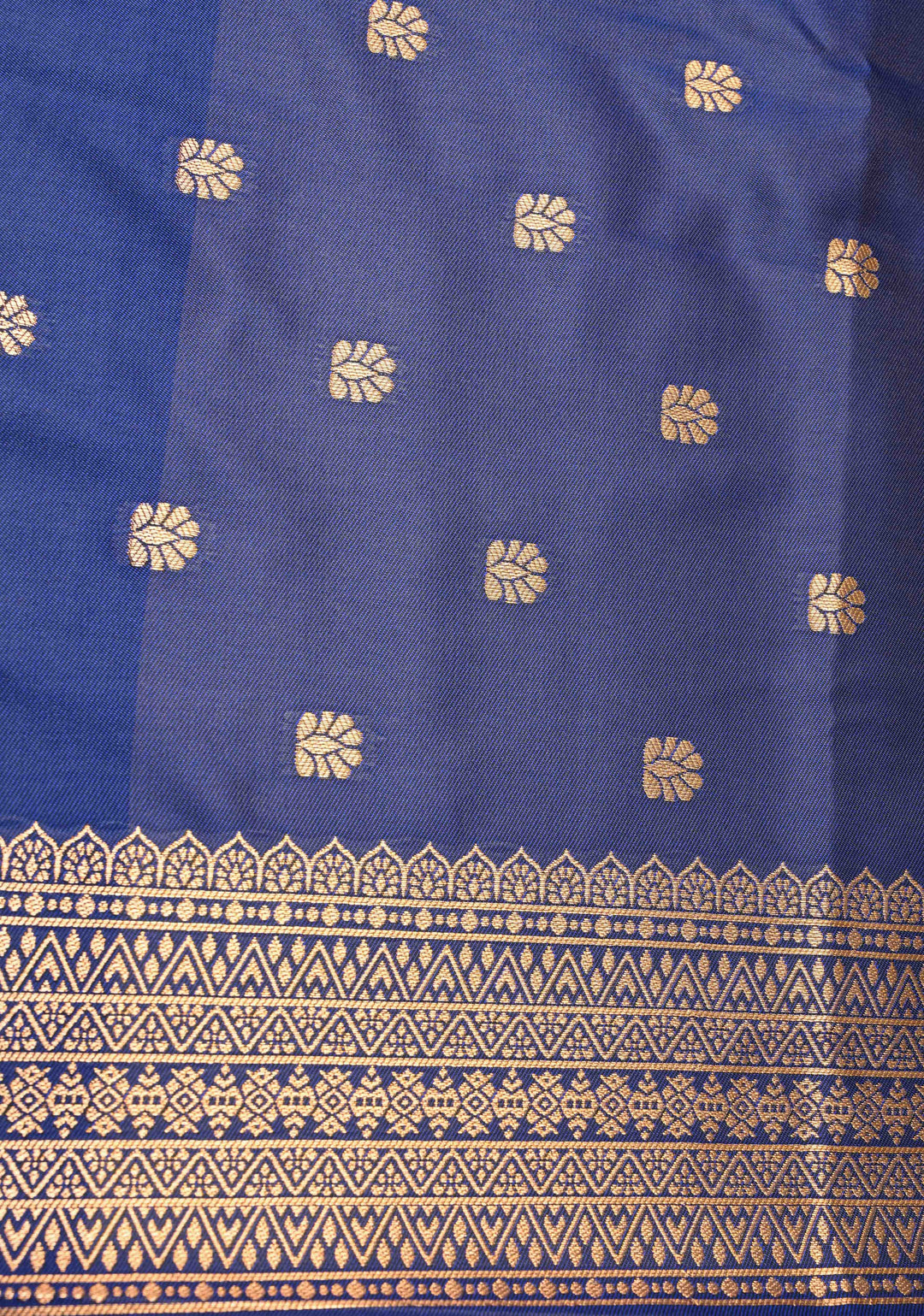 Light Blue Dual Tone Kanchi Semi Silk Saree with Floral Meenakari Buttas and Contrst Zari Border
