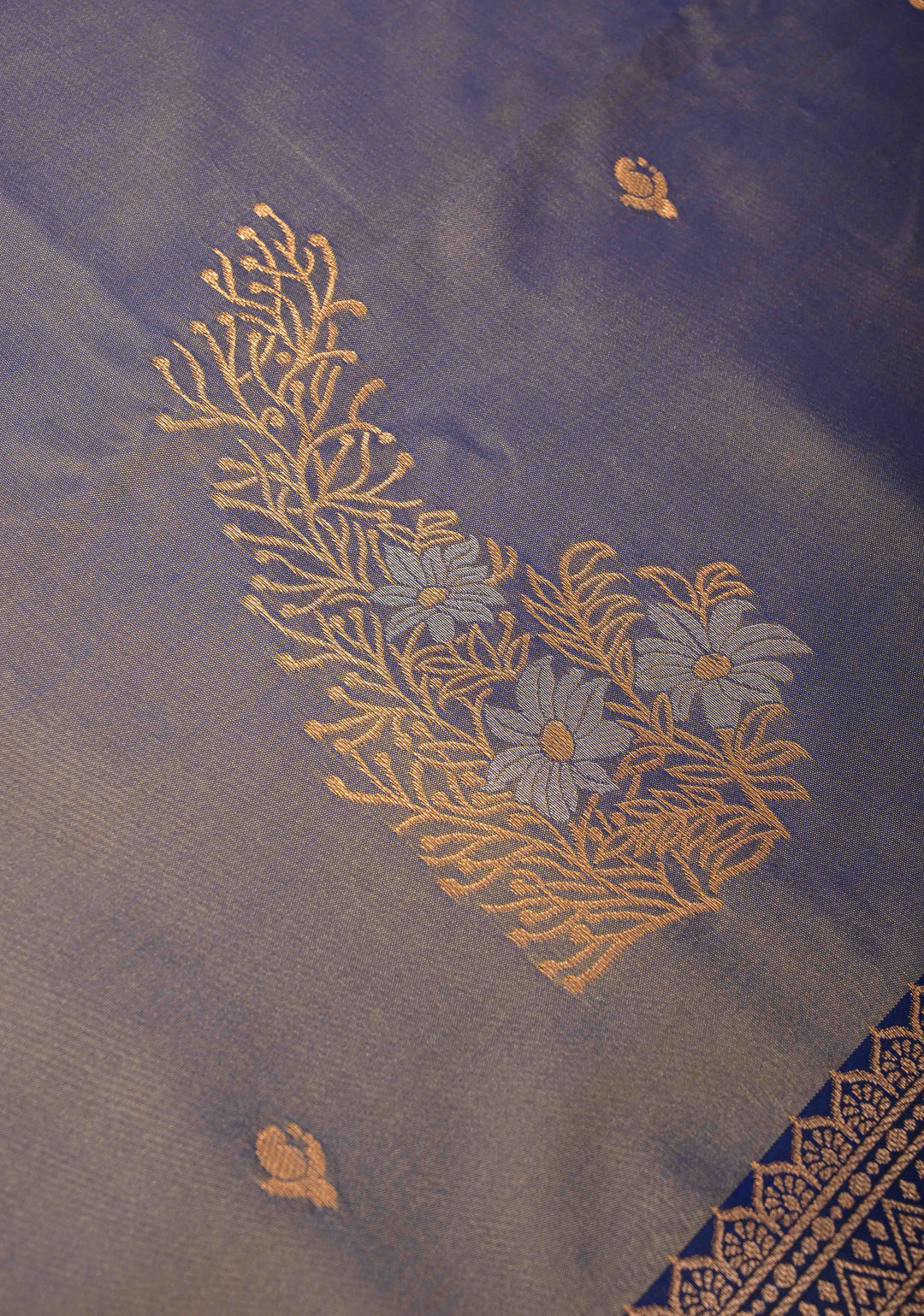 Light Blue Dual Tone Kanchi Semi Silk Saree with Floral Meenakari Buttas and Contrst Zari Border