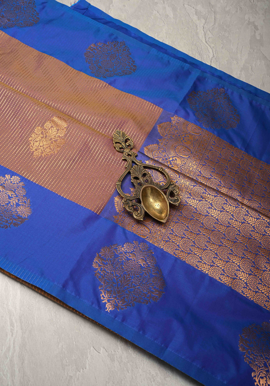 Lilac Dual Tone Kanchi Semi Silk Saree with Vertical Stripes Zari Buttas  and Contrst Zari Border