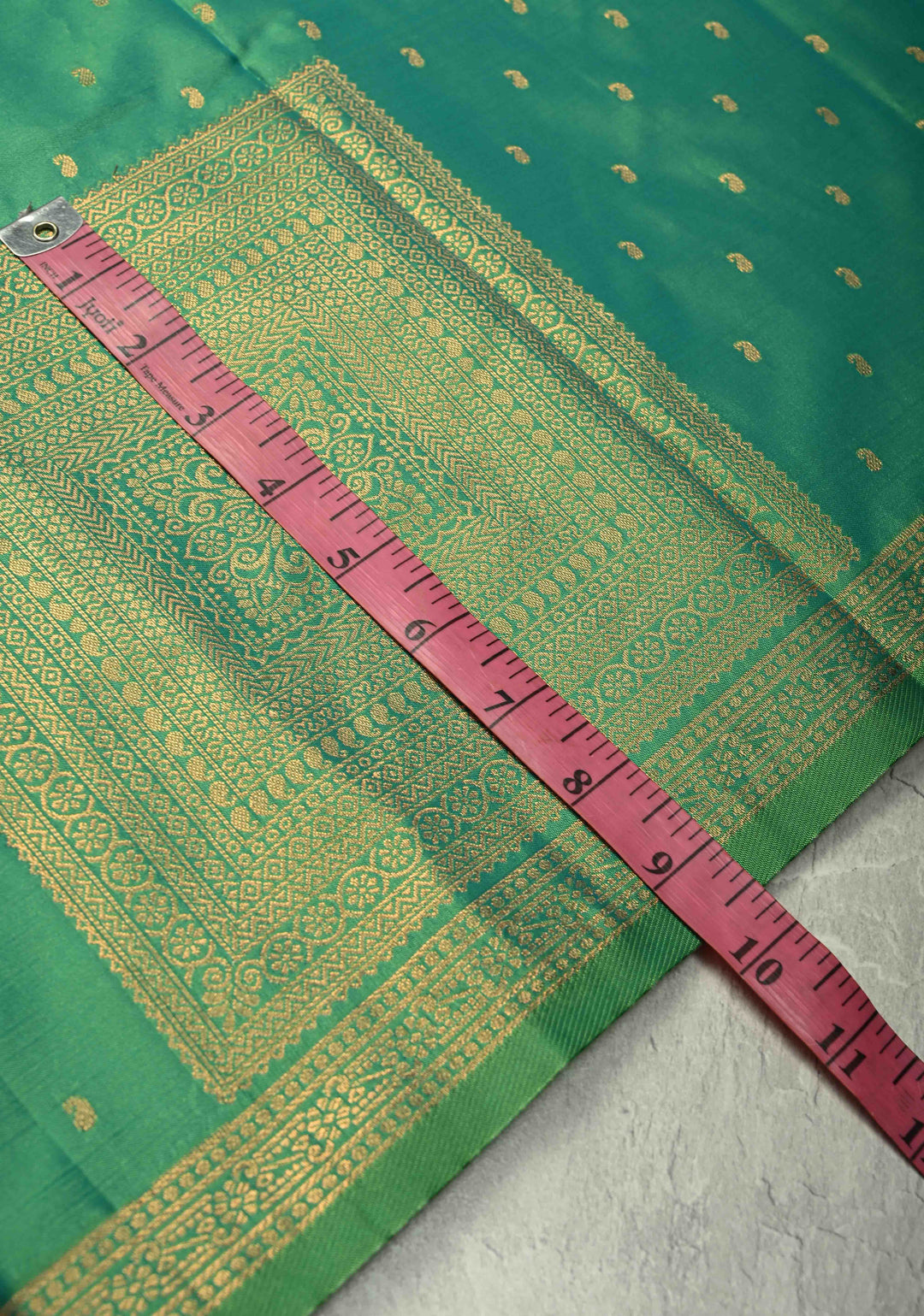 Green Dual Tone Kanchi Semi Silk Saree with Paisley Zari Buttis and Geomatric Motifs on Border