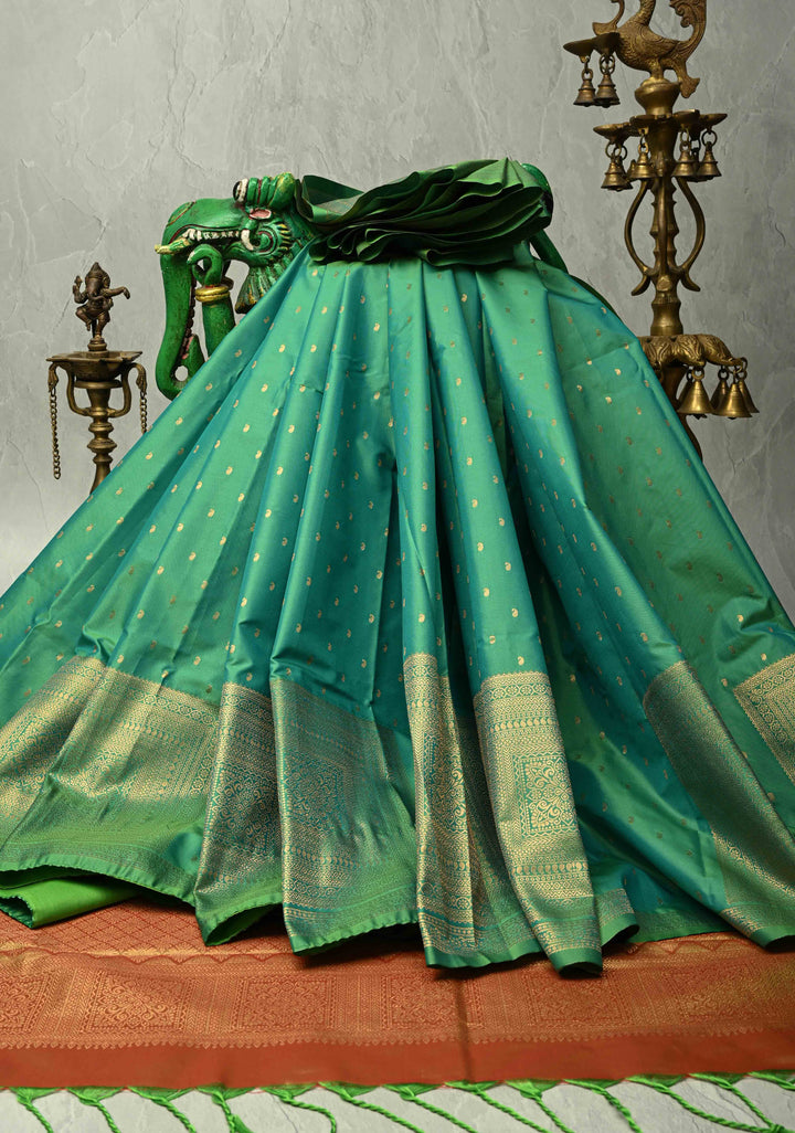 Green Dual Tone Kanchi Semi Silk Saree with Paisley Zari Buttis and Geomatric Motifs on Border