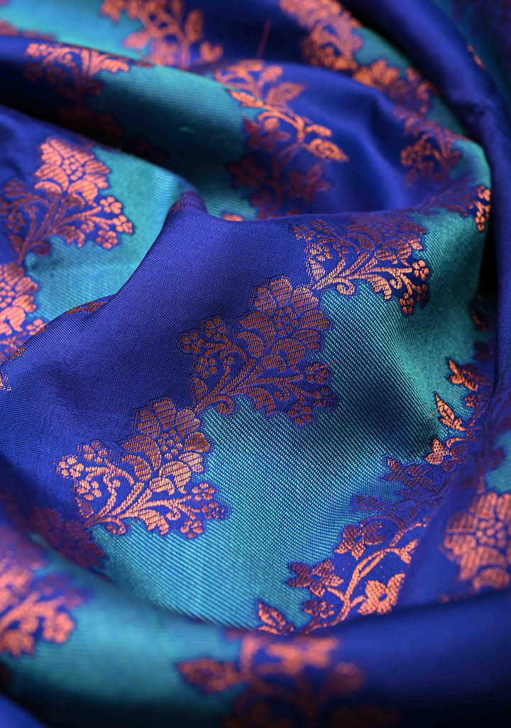 Blue-Turquoise Pure Kanjivaram Silk Saree with Rangkaat Style and Copper Zari Border | SILK MARK CERTIFIED