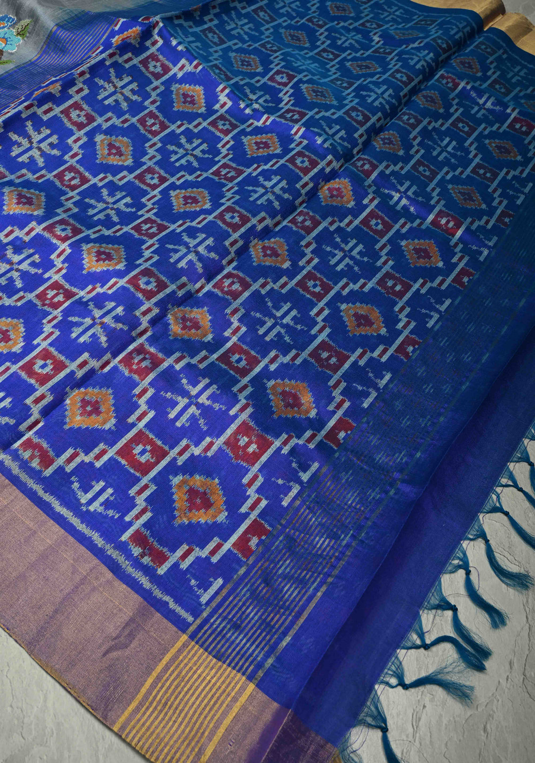 Gray Pure Raw Silk Saree with Cross Stitch Floral Embroidery and Ikkat Pallu, Blouse Piece | SILK MARK CERTIFIED