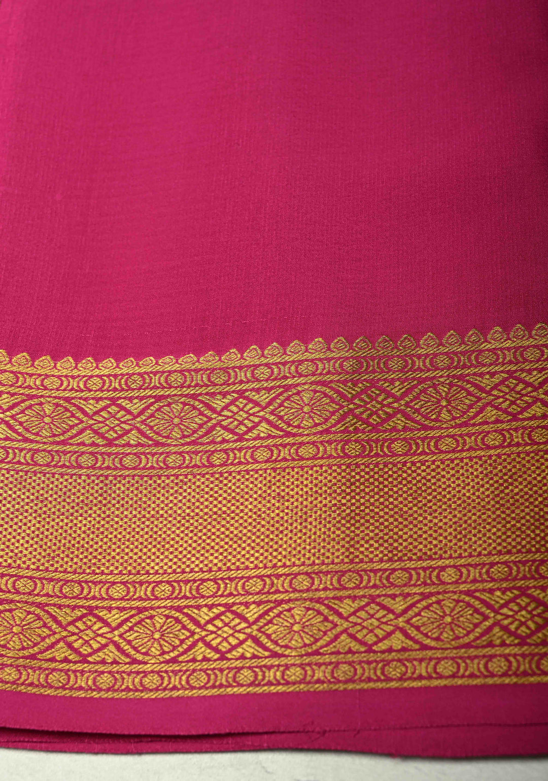 KSIC Grade Thickness Sap Green-Dark Pink Half Border Mysore Silk Saree with Brocade Jaal and Daignoal Stripes | SILK MARK CERTIFIED