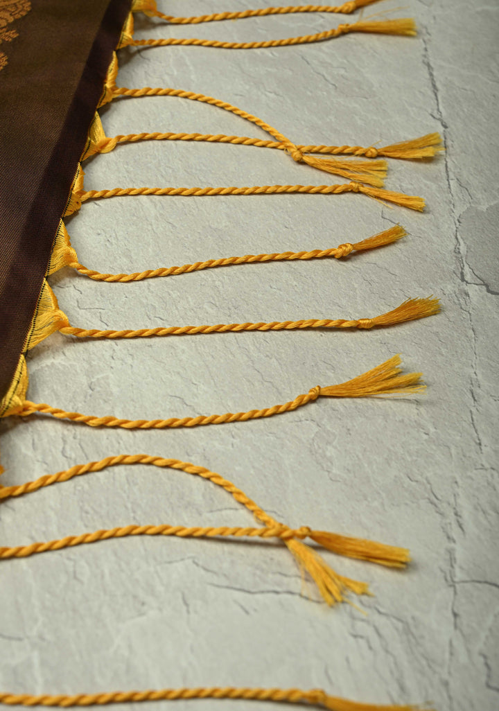 Golden Brown Dual Tone Kanchi Semi Silk Saree with Temple Chariot Zari Buttas and Contrast Wide Zari Border