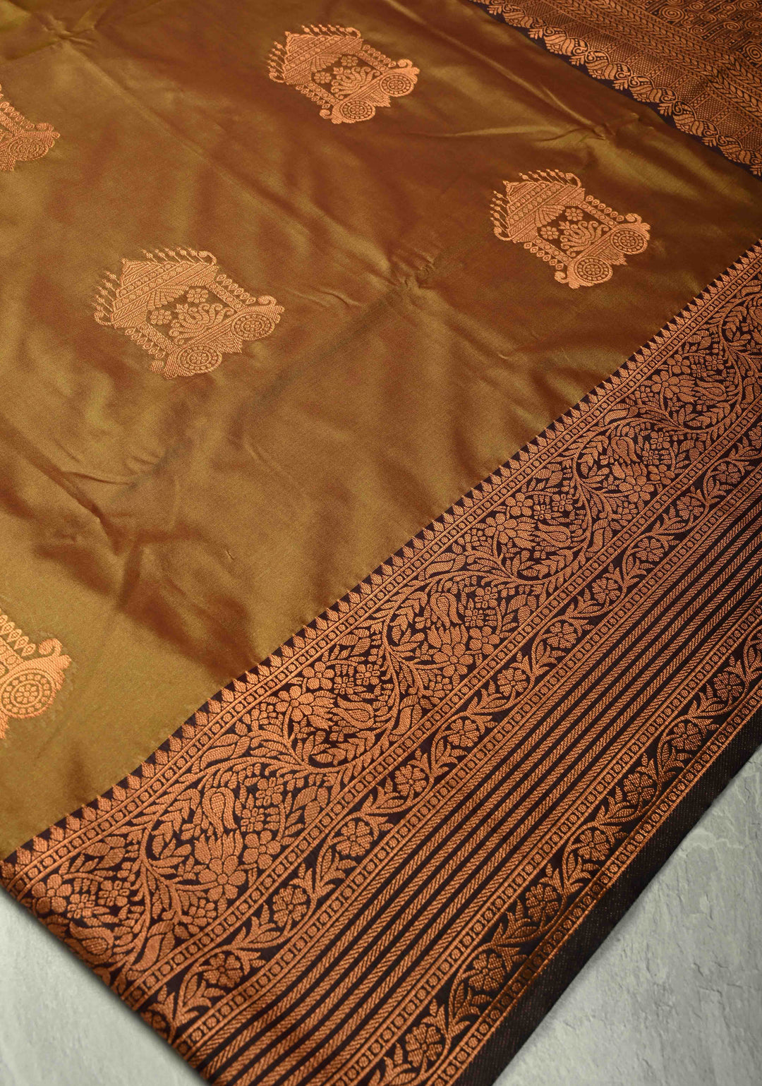 Golden Brown Dual Tone Kanchi Semi Silk Saree with Temple Chariot Zari Buttas and Contrast Wide Zari Border