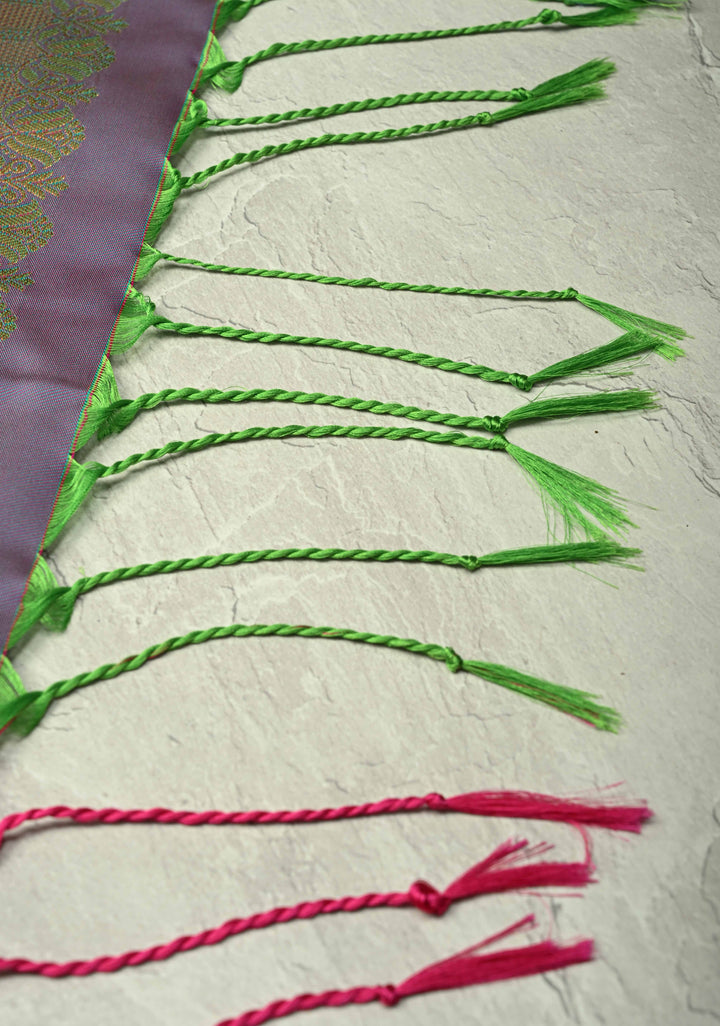 Green Dual tone Kanchi Semi Silk Saree with Temple Chariot Zari Buttas and Contrast Zari Border