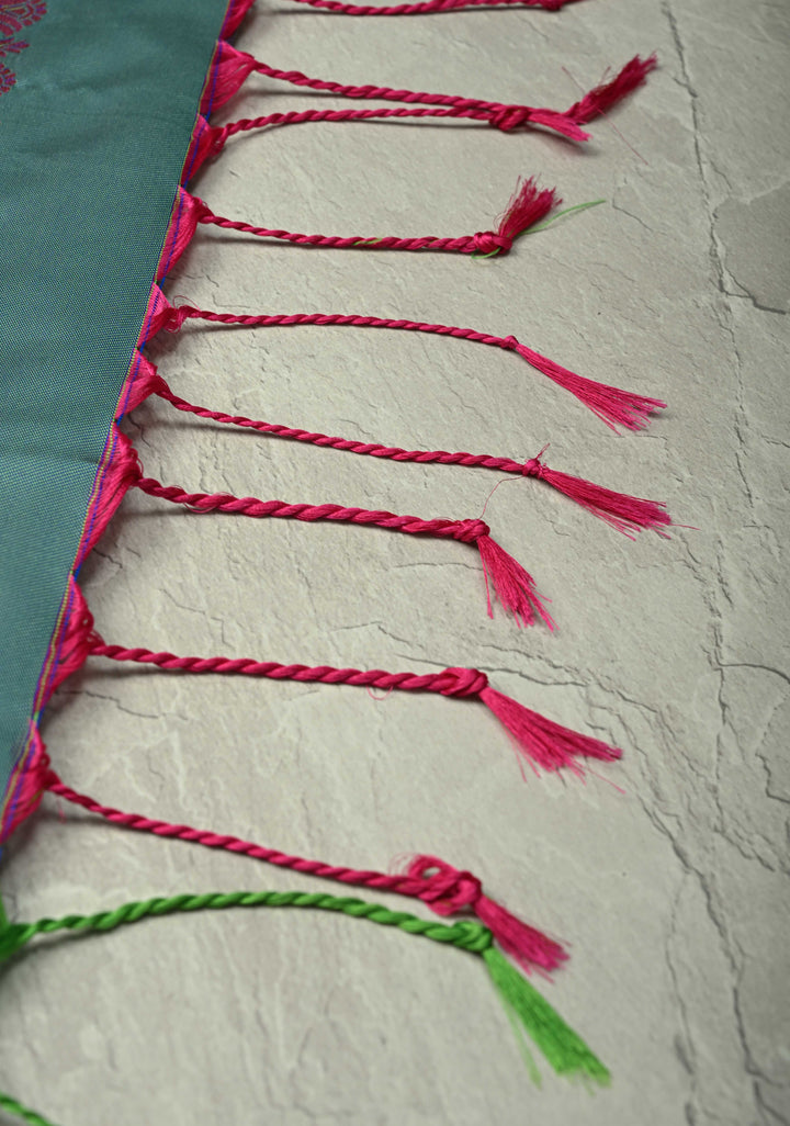 Purple Dual tone Kanchi Semi Silk Saree with Temple Chariot Zari Buttas and Contrast Zari Border