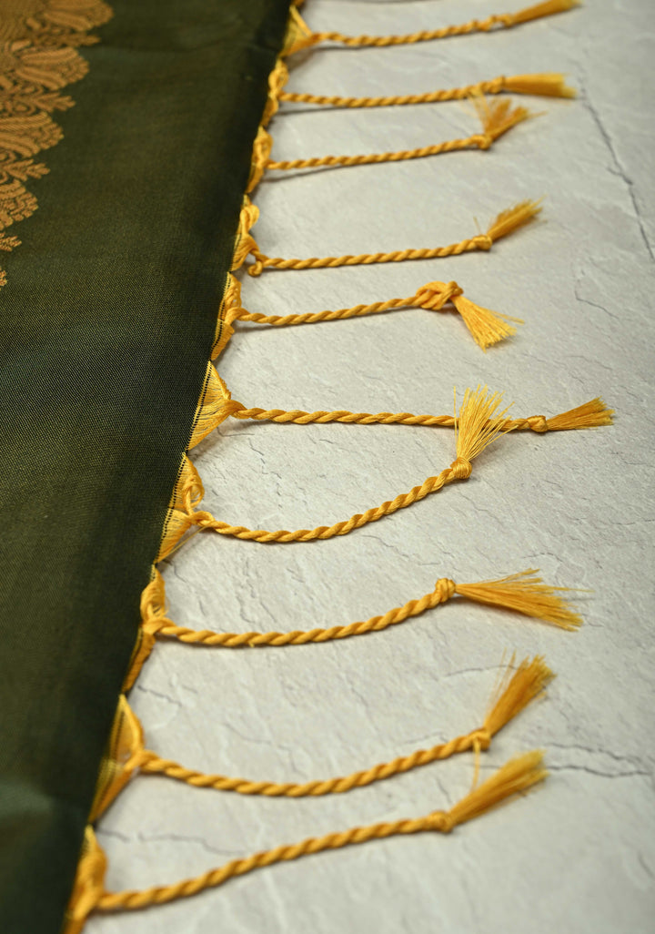 Henna Green Dual Tone Kanchi Semi Silk Saree with Temple Chariot Zari Buttas  and Contrast Wide Zari Border