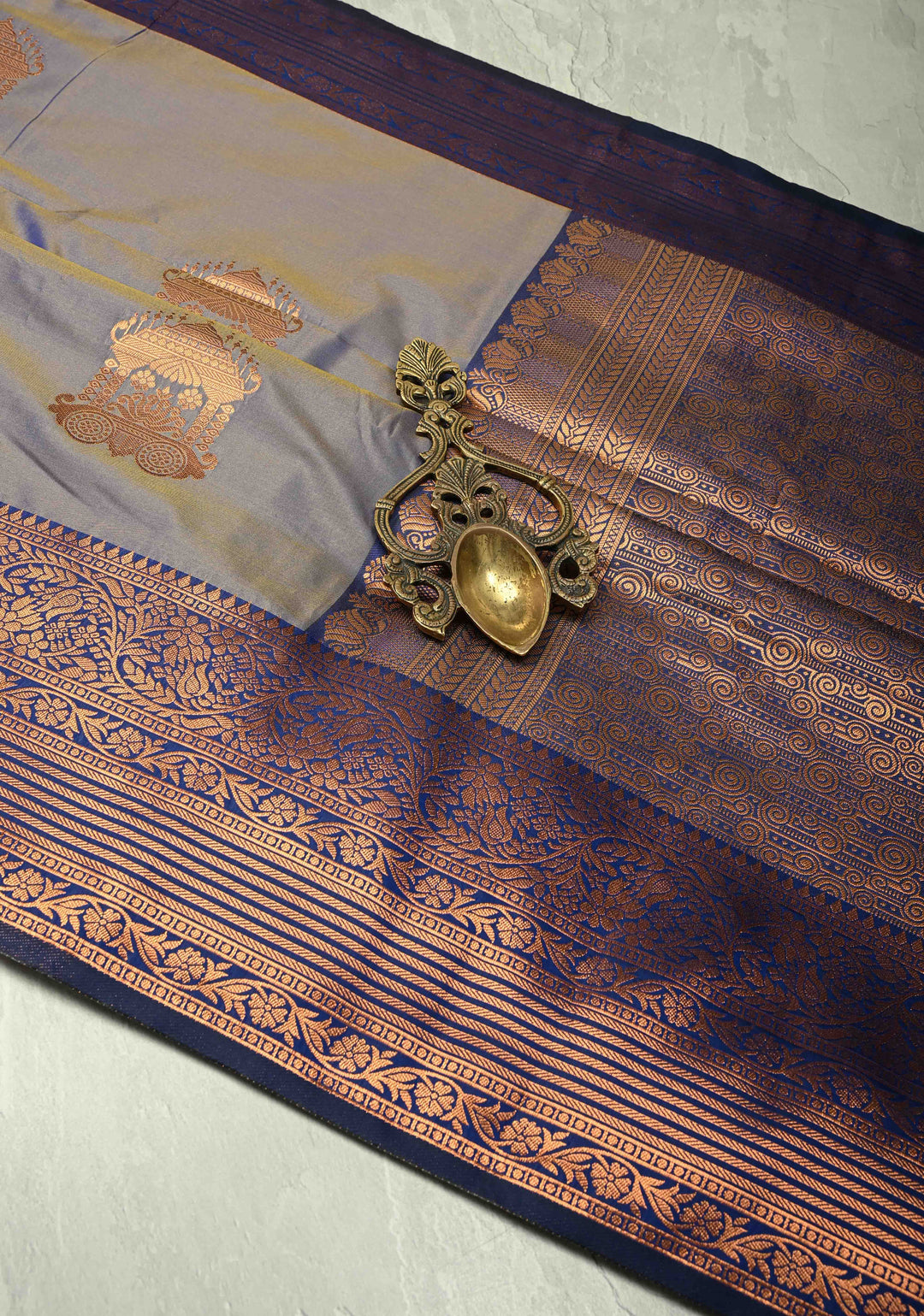 Light Steel Blue Dual Tone Kanchi Semi Silk Saree with Temple Chariot Buttas and Zari Border