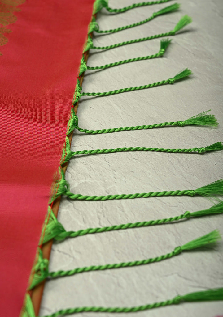 Green Pink Dual tone Kanchi Semi Silk Saree with Temple chariot Buttas and Zari Border