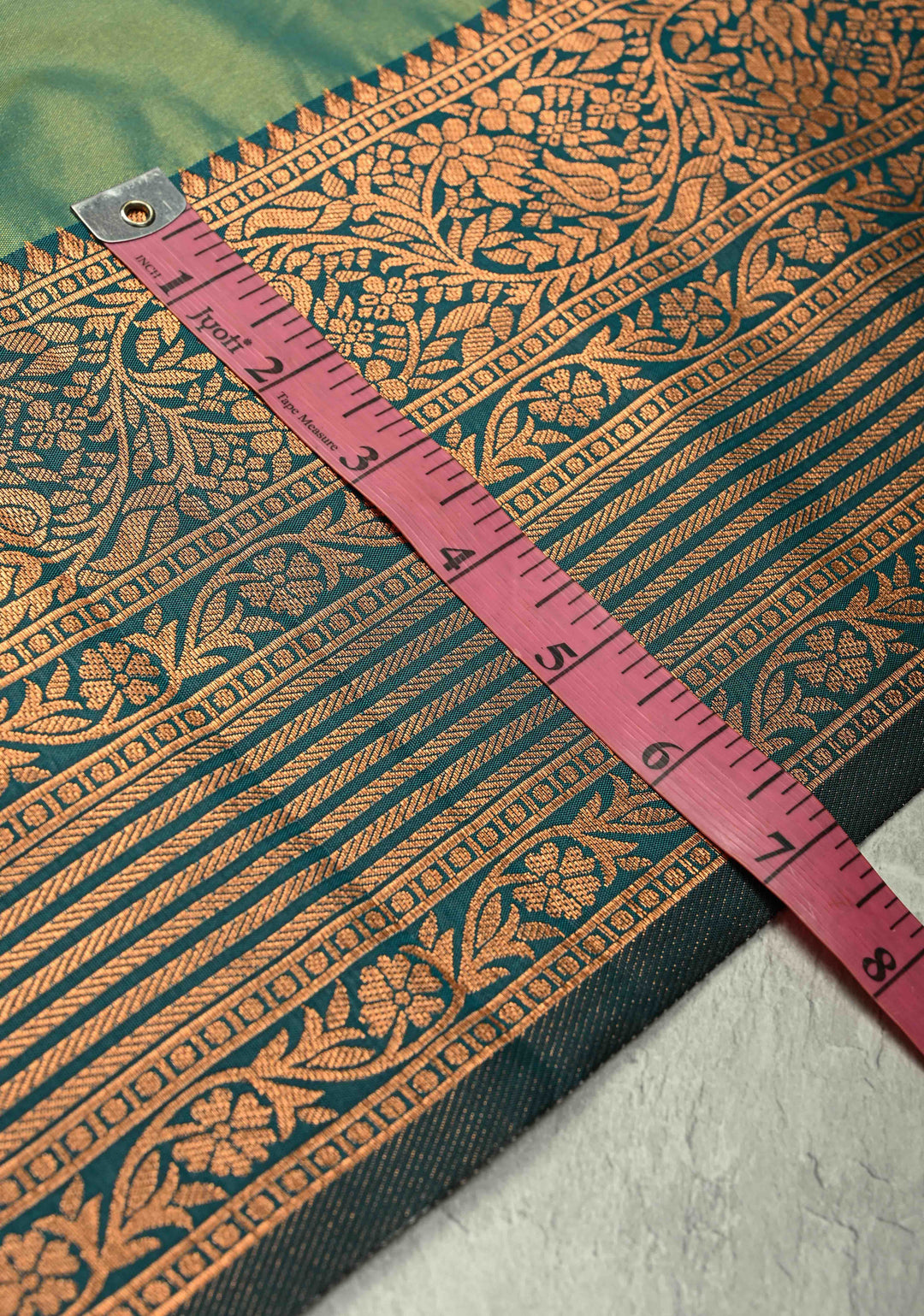 Green Dual Tone Kanchi Semi Silk Saree with Temple Chariot Zari Buttas and Zari Border