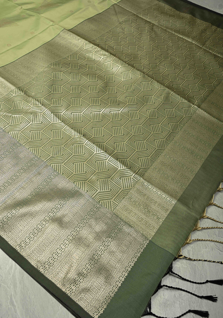 Pista Green Dual Tone Kanchi Semi Silk Saree with Silver Zari Buttas  and Contrast Wide Zari Border