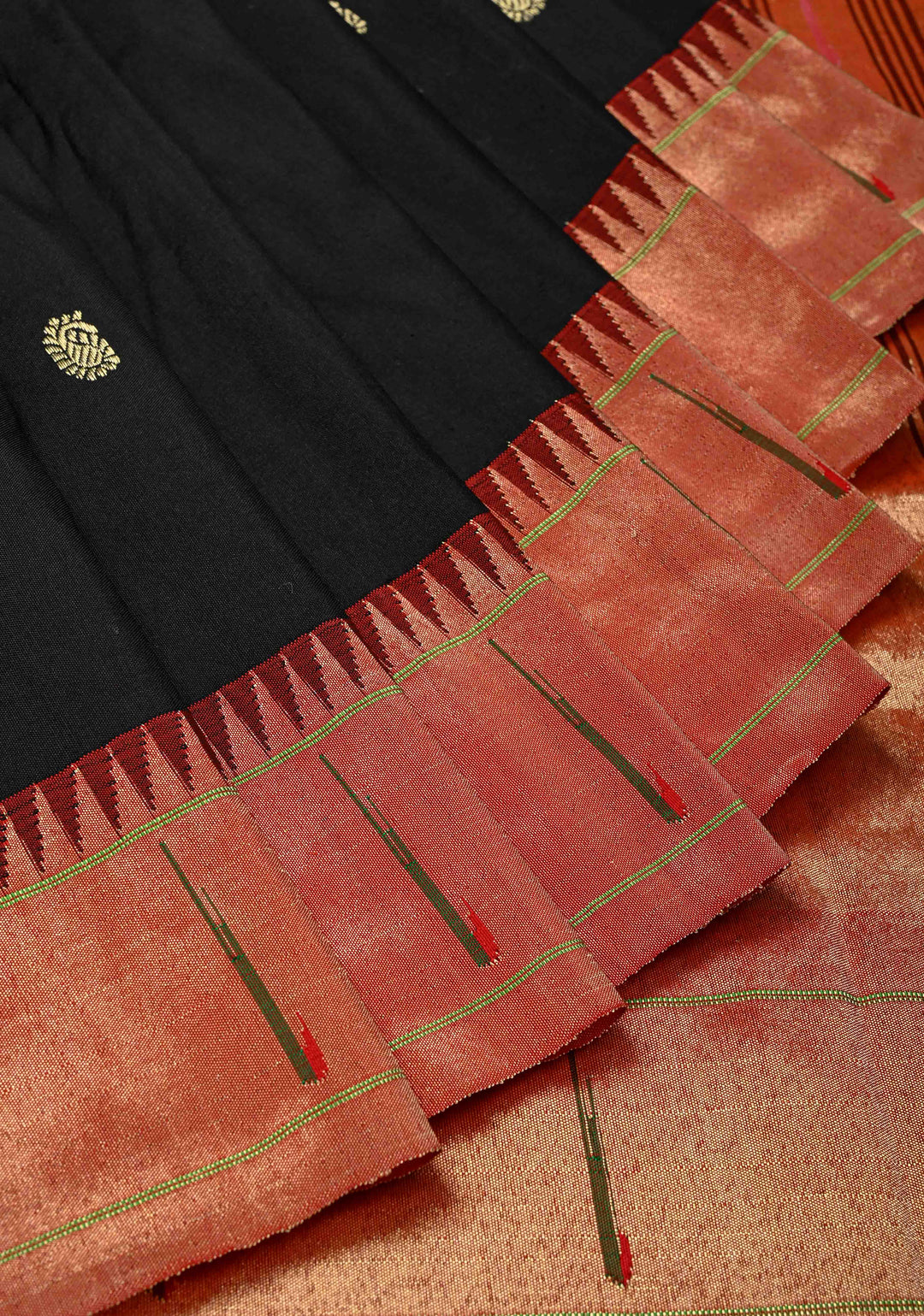 Authentic Black Yeola Paithani Handloom Silk Saree with Single Muniya Borders and African Parrot Grand Pallu | SILK MARK CERTIFIED