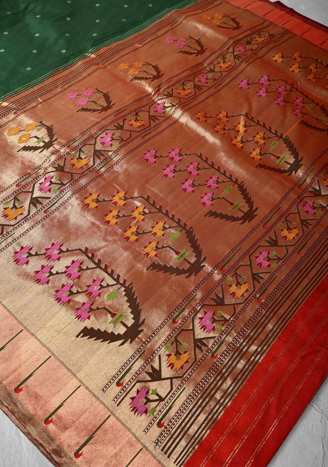 Authentic Bottle Green Yeola Paithani Handloom Silk Saree with Single Muniya Borders and Grand Pallu | SILK MARK CERTIFIED