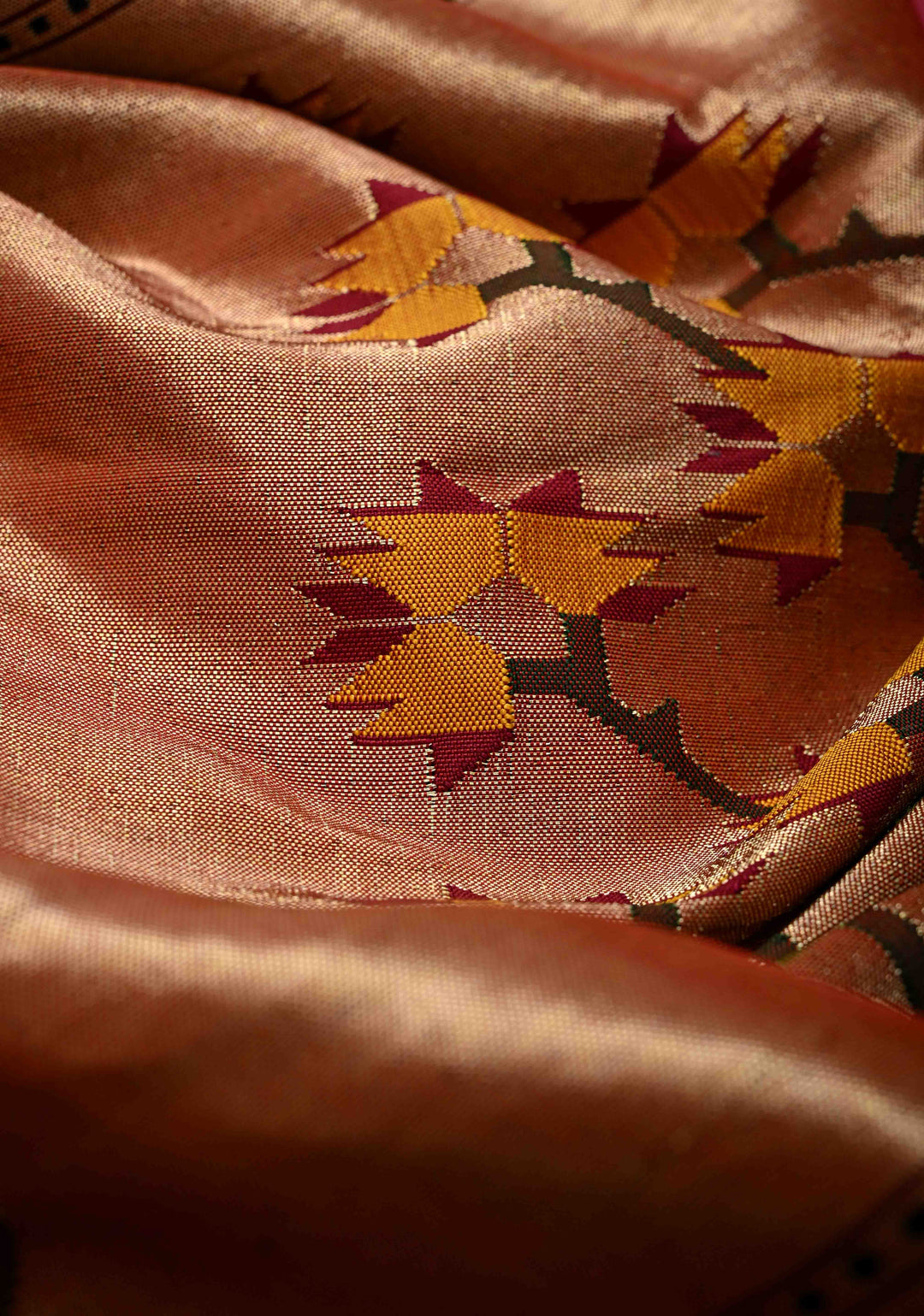 Authentic Bottle Green Yeola Paithani Handloom Silk Saree with Single Muniya Borders and Grand Pallu | SILK MARK CERTIFIED