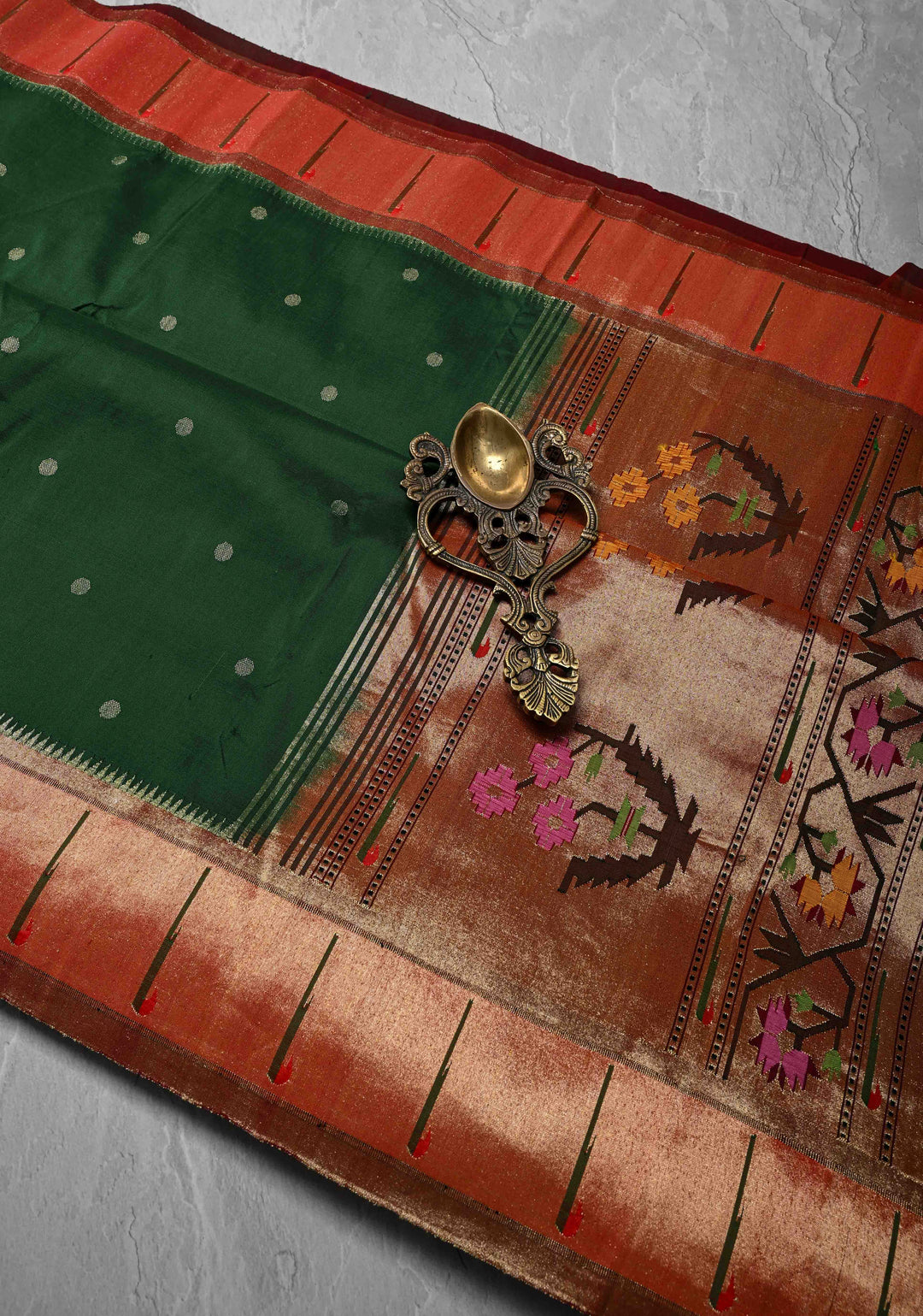 Authentic Bottle Green Yeola Paithani Handloom Silk Saree with Single Muniya Borders and Grand Pallu | SILK MARK CERTIFIED