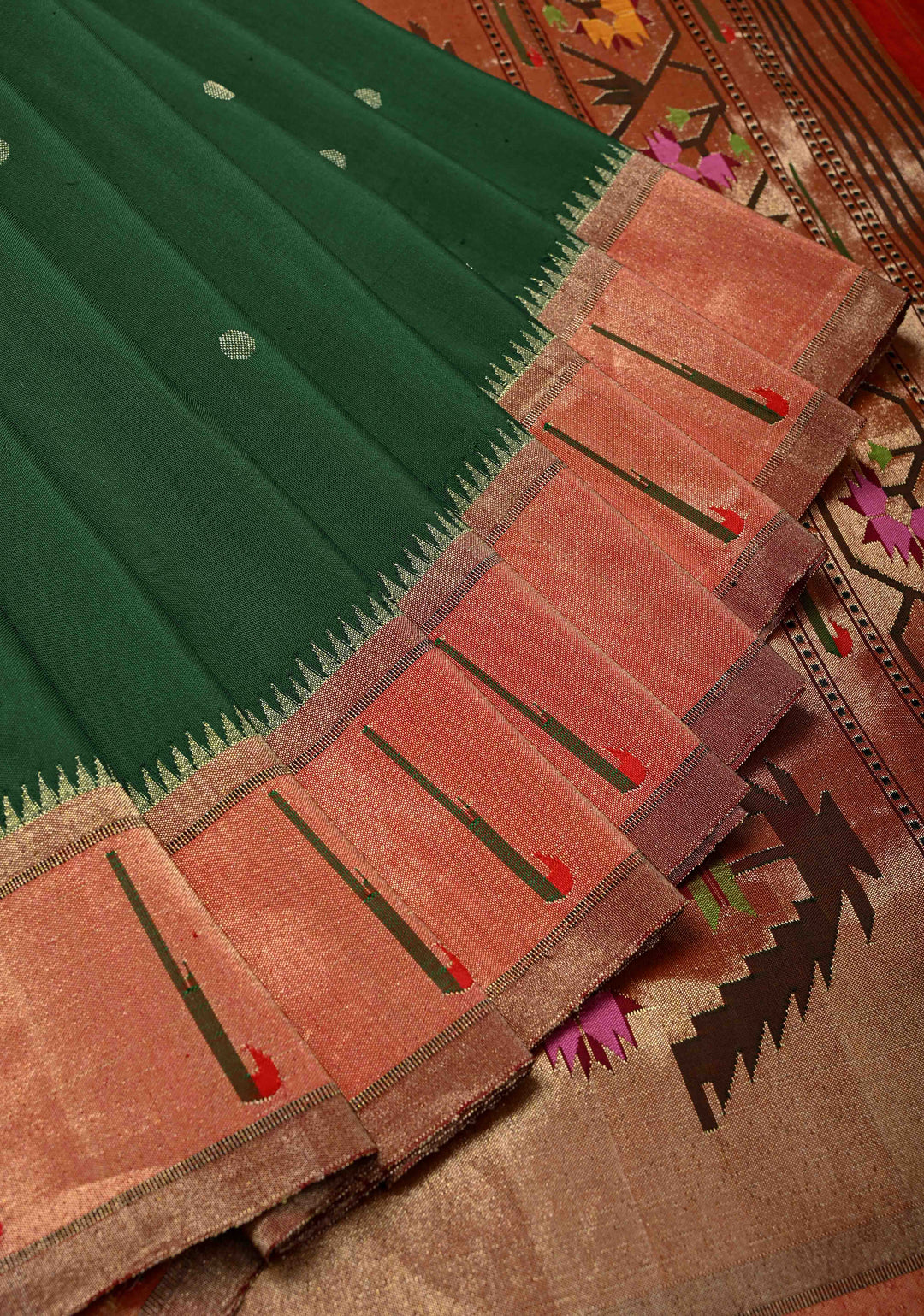 Authentic Bottle Green Yeola Paithani Handloom Silk Saree with Single Muniya Borders and Grand Pallu | SILK MARK CERTIFIED