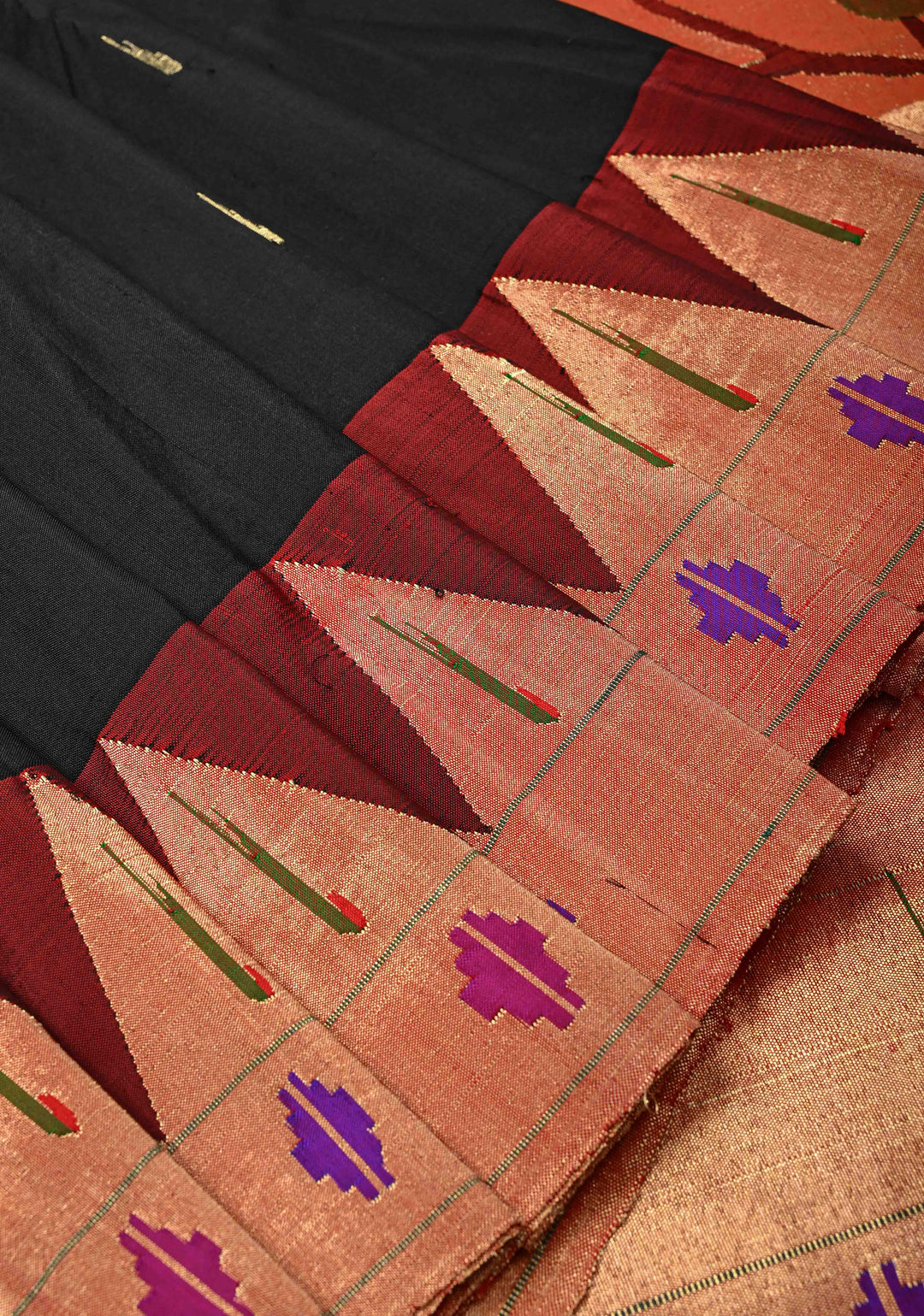 Pre-Order Authentic Black Yeola Paithani Handloom Silk Saree with Zari Butta and Single Muniya Borders and Peacock motif on Pallu | SILK MARK CERTIFIED