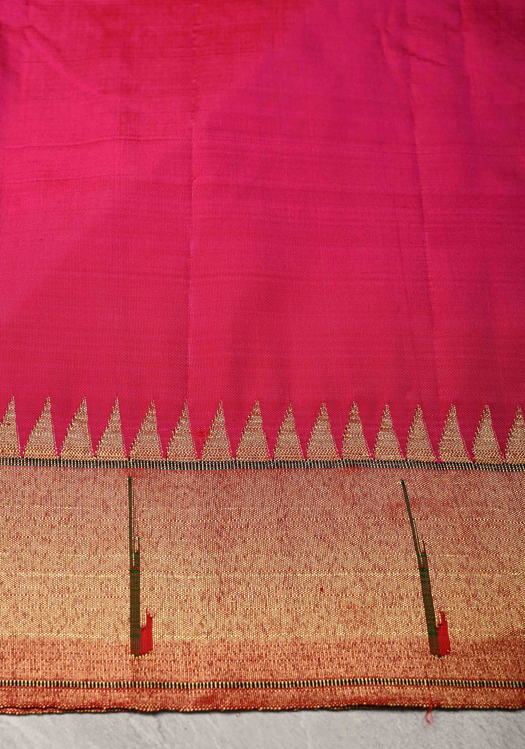 Pre-Order Authentic Pink Yeola Paithani Handloom Silk Saree with Single Muniya Borders and African Parrot Motifs on Pallu | SILK MARK CERTIFIED