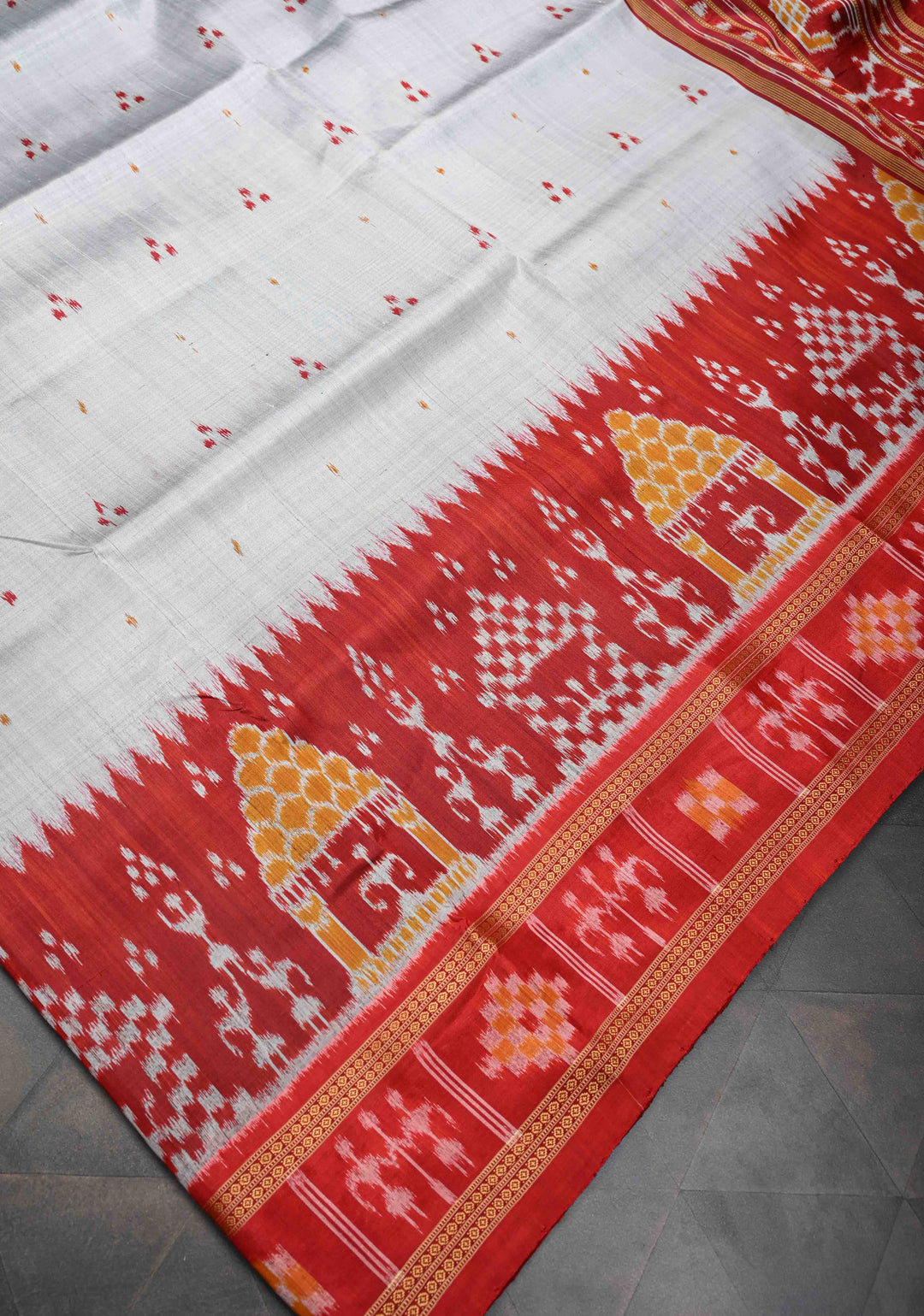 White Handloom Sambalpuri Ikkat Silk Saree with Dolabedi Border , No Blouse Piece| SILK MARK CERTIFIED