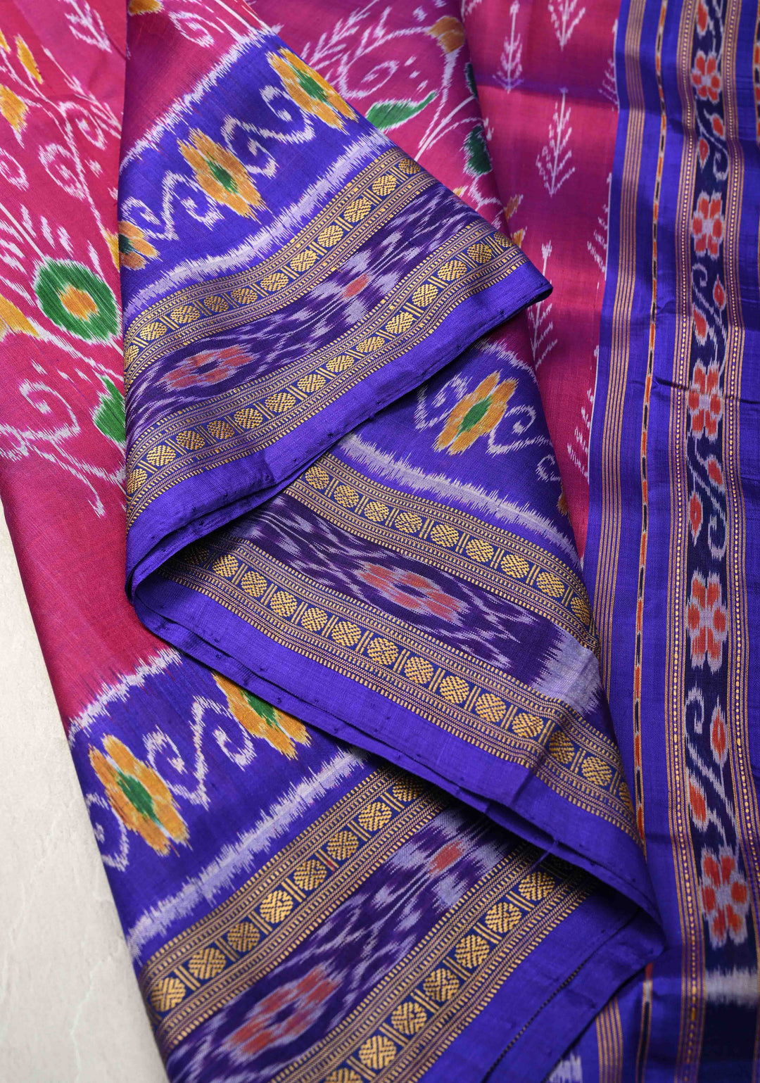 Majenta Handloom Sambalpuri Ikkat Silk Saree with Contrast Border, No Blouse Piece | SILK MARK CERTIFIED