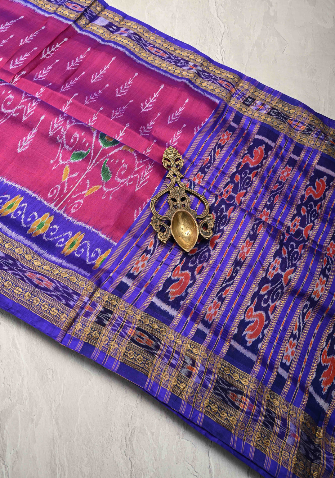 Majenta Handloom Sambalpuri Ikkat Silk Saree with Contrast Border, No Blouse Piece | SILK MARK CERTIFIED