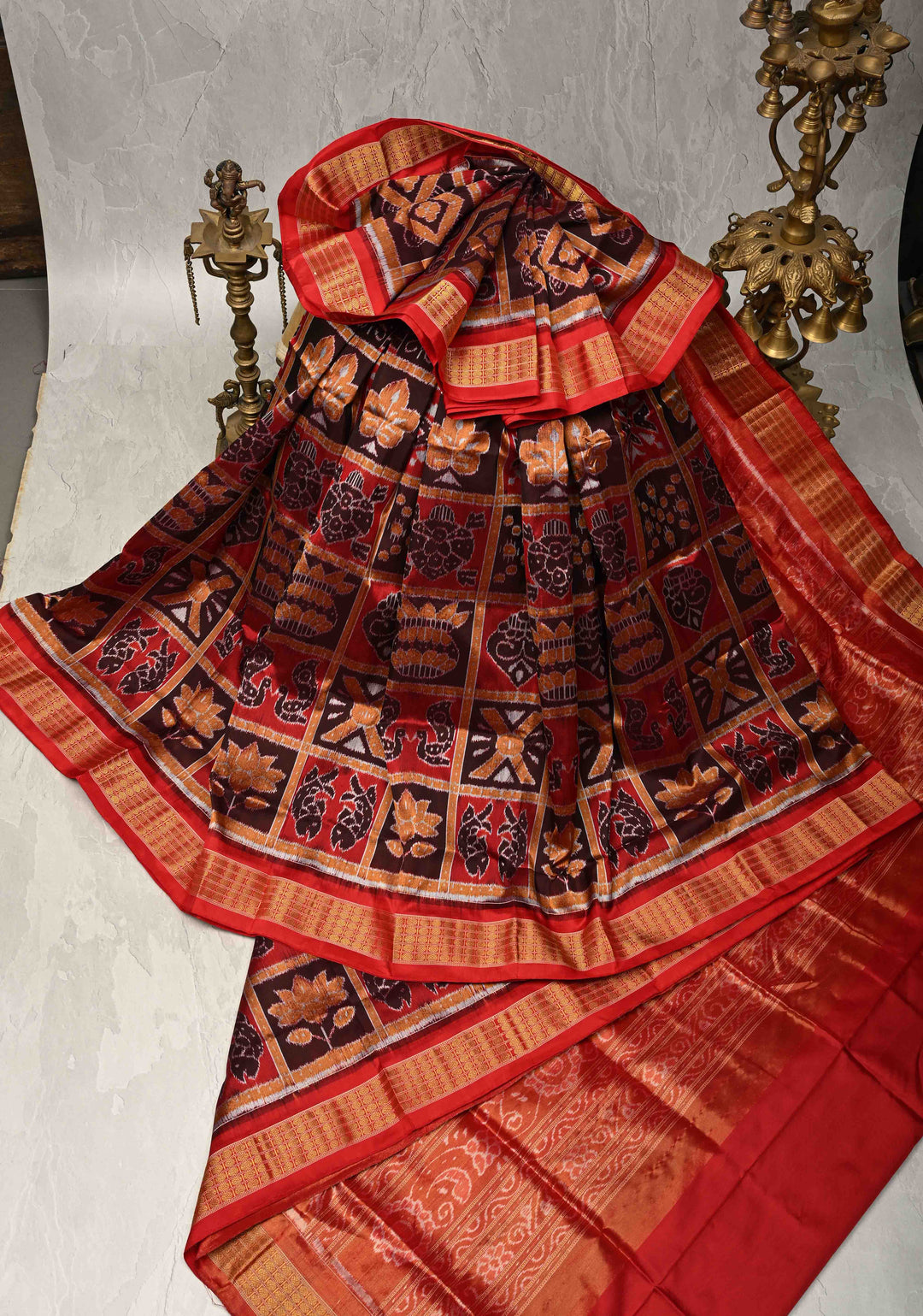 Madhuri Dixit Sambhalpuri Ikkat Handloom Saree in Red and Brown , No Blouse Piece | SILK MARK CERTIFIED