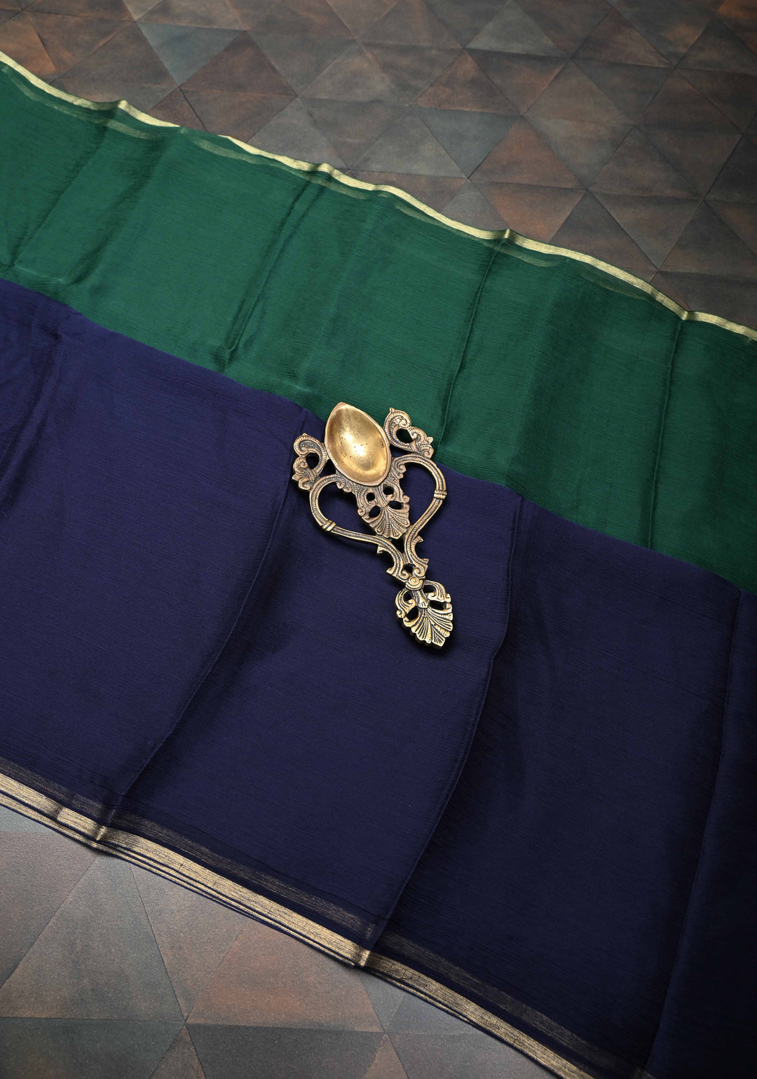 Bollywood style ombre pure chiffon Saree in Dark Navy blue and dark green, No Blouse Piece