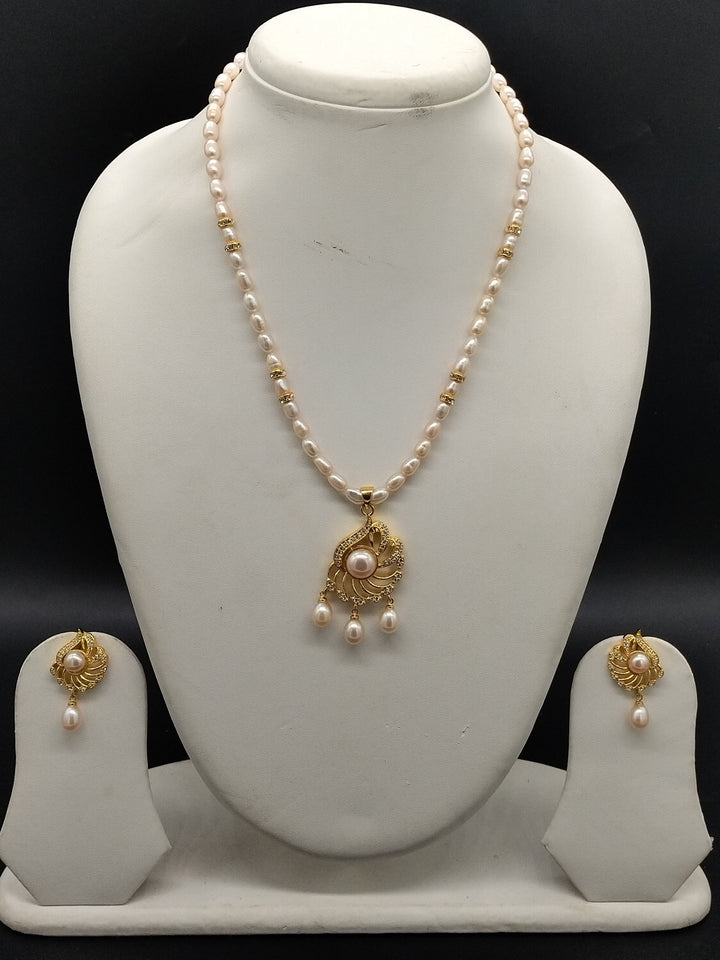 Blush Aura Elegance Freshwater Pearl one Line Pendant Set | SHOBITAM