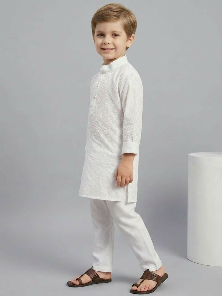 Boys Embroidered White Ethnic Wear Kurta Pajama Set | SHOBITAM