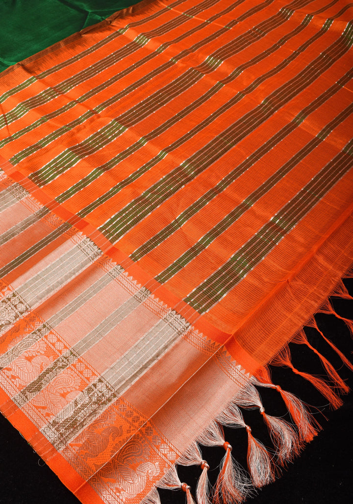 Emerald Green Handwoven Mangalagiri Silk Cotton Saree with Wide Border and Zari Detailing