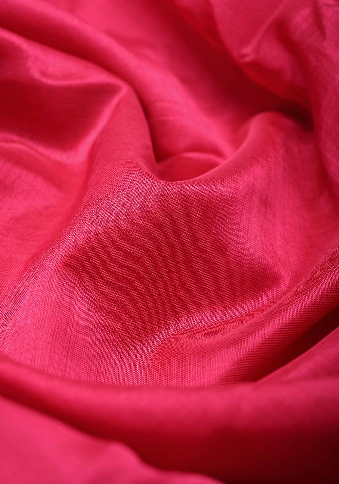 Magenta Handwoven Mangalagiri Silk Cotton Saree with Wide Silver Zari Border