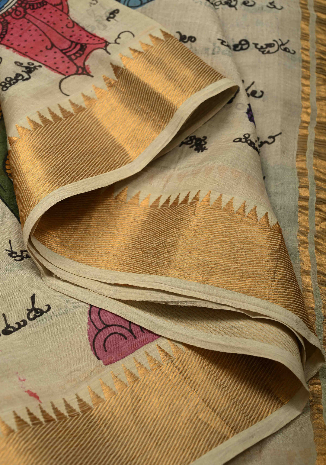 Telugu Script and Motiifs Theme : Natural Color Authentic Pen Kalamkari Handpainted on Pure Mangalagiri Silk Cotton Saree with Temple Zari Border