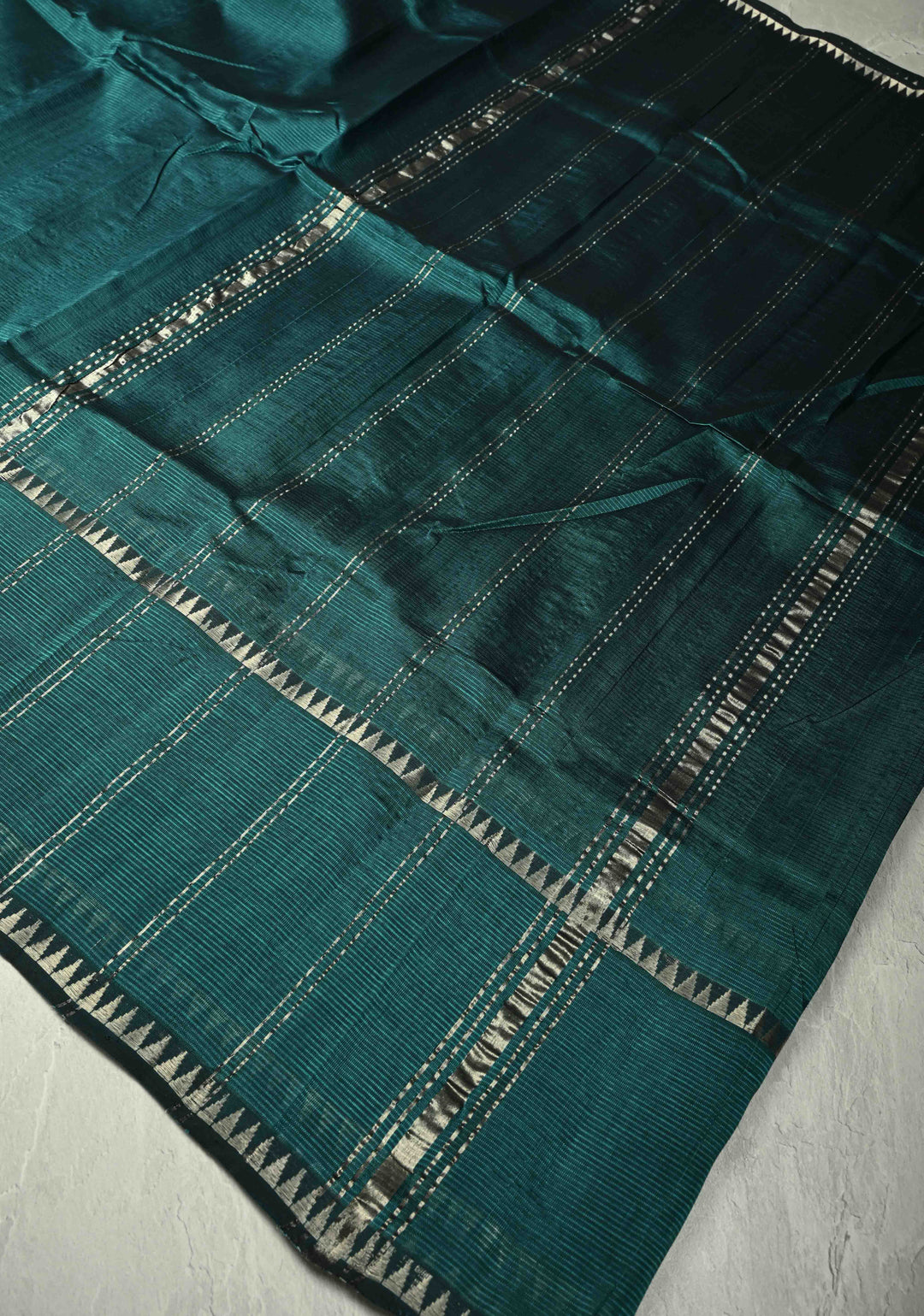 Bottle Green Handwoven Mangalagiri Silk Cotton Saree with Temple Wide Zari Border