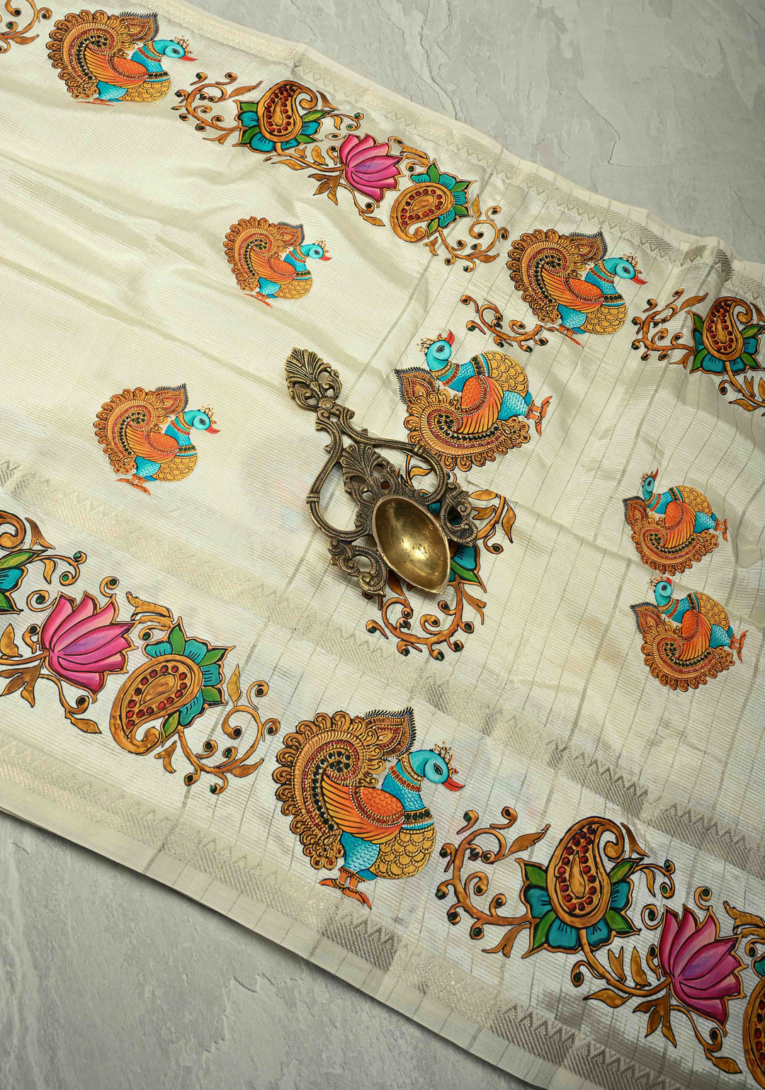 Off White Handwoven Mangalagiri Silk Cotton Saree with Printed Peacock Motifs