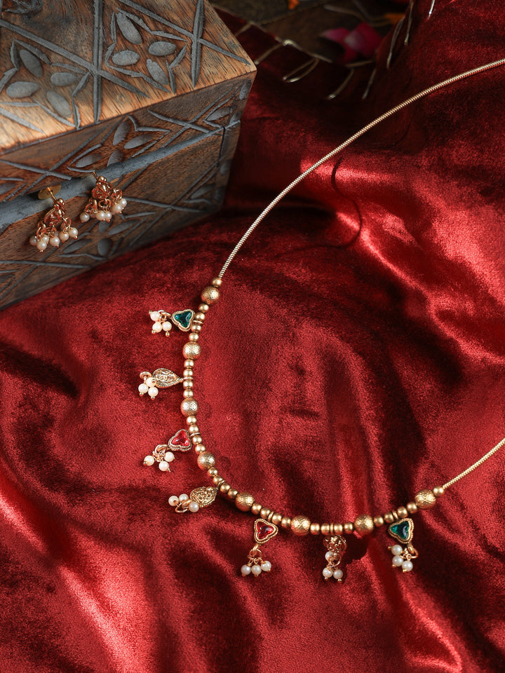 Iyla Minimal kundan necklace