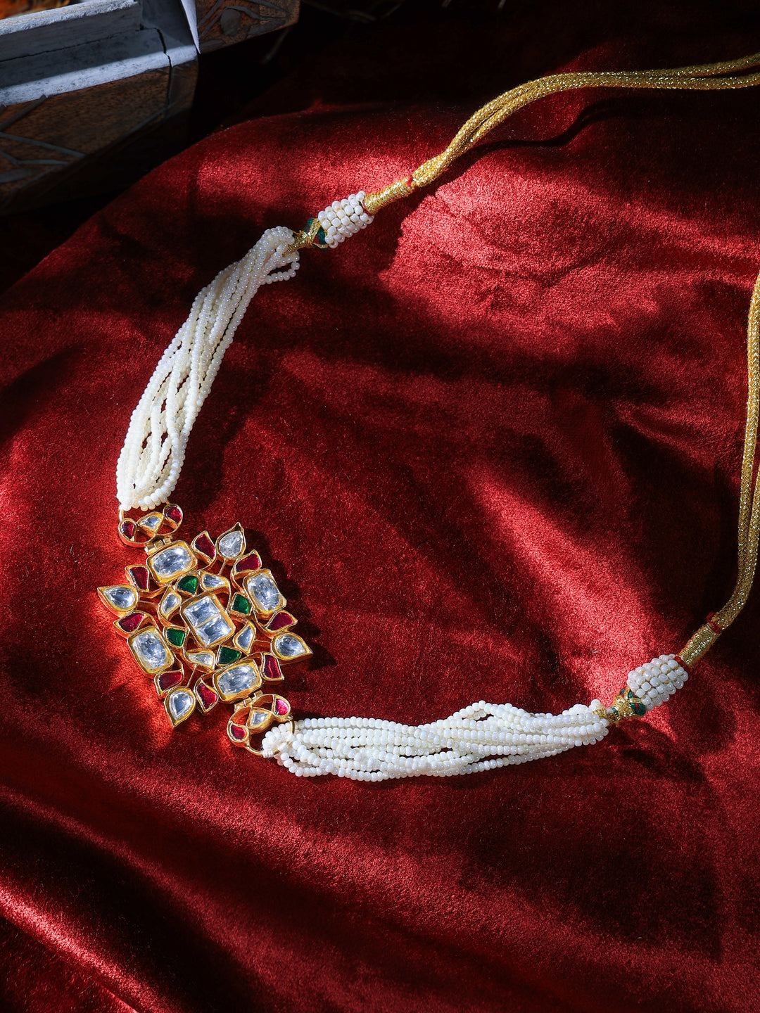 Navrang Kundan Choker