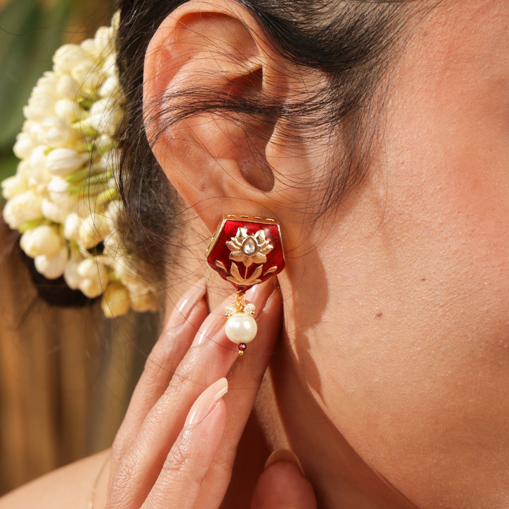 Anvi Lotus Pearl Enamel Pendant Set | SHOBITAM