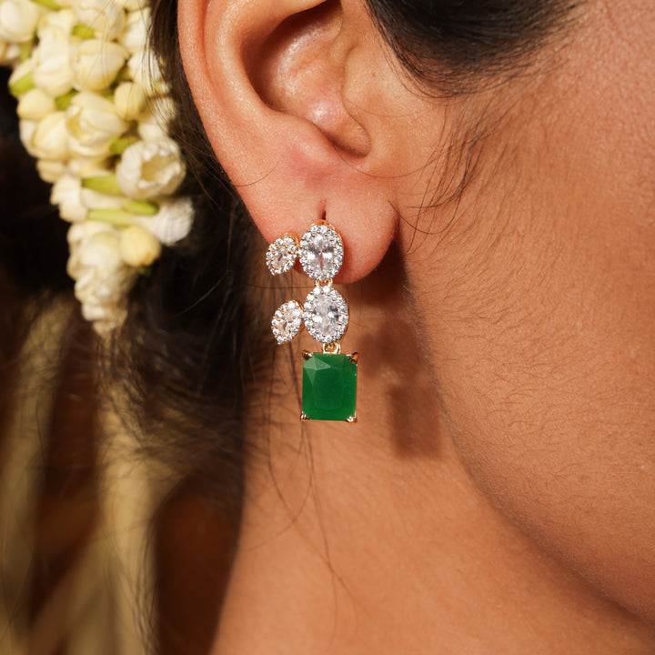 Falak Emerald Royale Diamond-Style Necklace Set | SHOBITAM