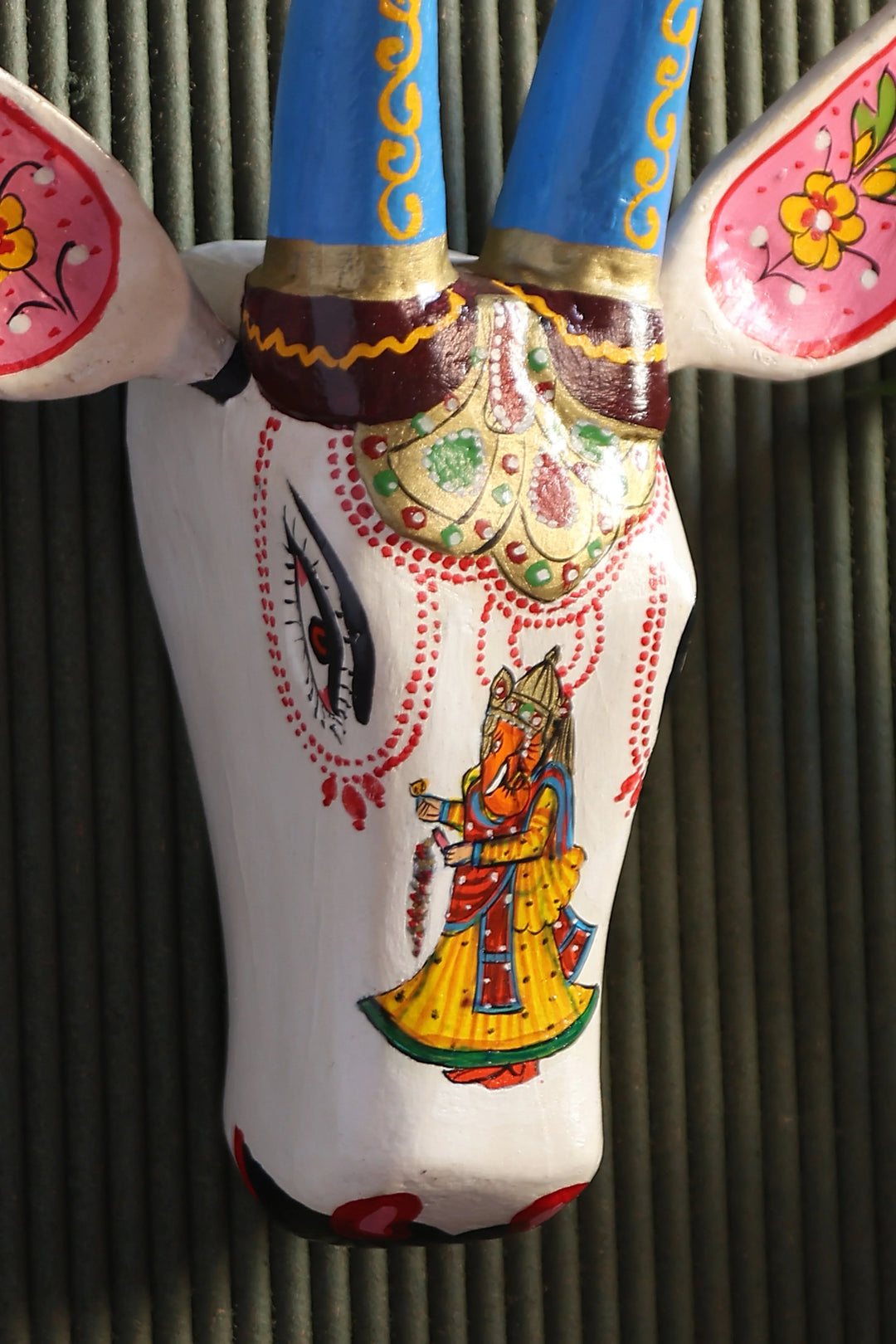 Antiquity Rustica Collective - Wooden Cow Face | SHOBITAM