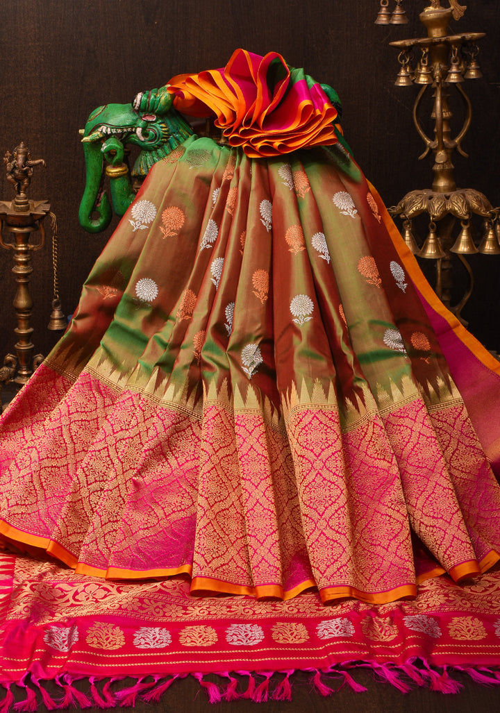 Green Pink Dual Tone Gadwal Silk Saree with alfi Zari buttas and wide Pink Zari border | SILK MARK CERTIFIED