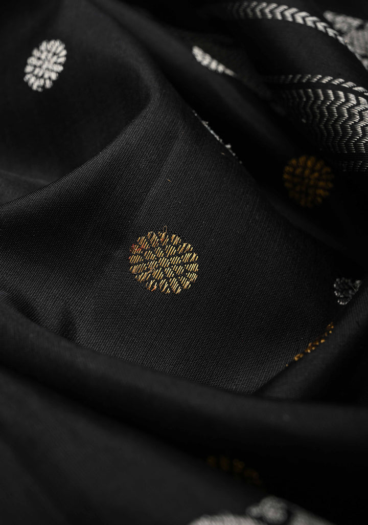 Black Gadwal Pure Silk Saree with Sona Rupa Buttas and Silver Zari Border | SILK MARK CERTIFIED