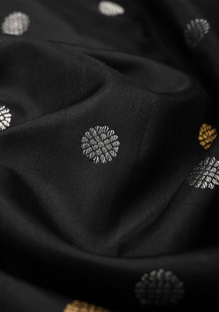 Black Gadwal Pure Silk Saree with Buttas and Silver Zari Border | SILK MARK CERTIFIED