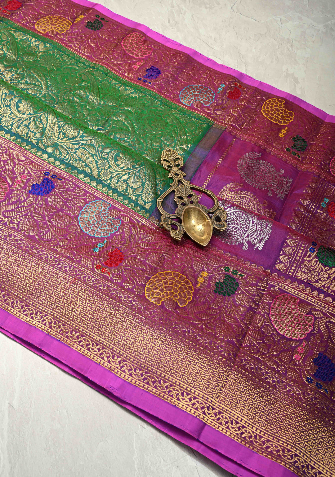 PREORDER : Stunning Peacock Green Gadwal Pure Silk Saree with Pashmina Brocade and Meenakari Magenta Pallu | SILK MARK CERTIFIED