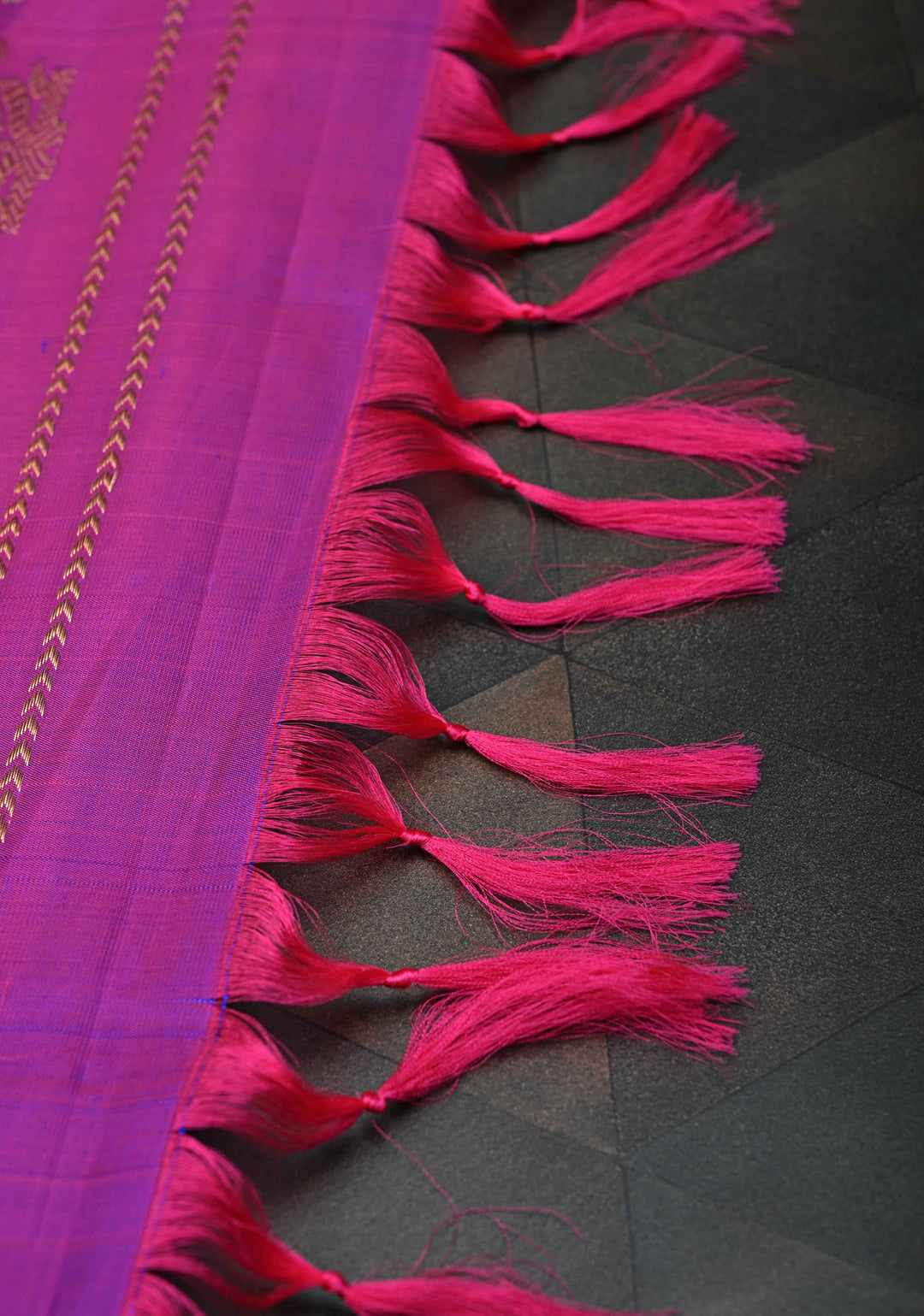 Blue Dual tone Gadwal Pure Silk Saree with Silver, Gold Buttas and Contrast Zari Border | SILK MARK CERTIFIED